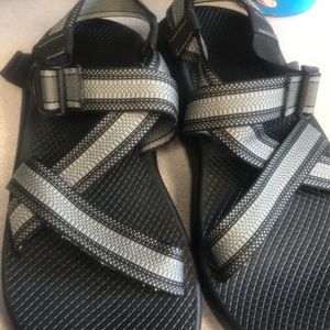 Chacos Sandles